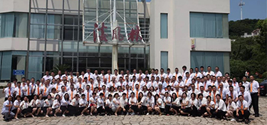 “百川匯海，聚勢(shì)并進(jìn)“！銘品裝飾2018年度年中管理工作會(huì)議圓滿結(jié)束