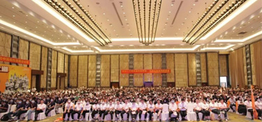 銘品裝飾上半年度總結(jié)大會(huì)暨20周年慶啟動(dòng)會(huì)，取得圓滿成功！