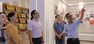 送清涼，暖人心丨市總工會(huì)建設(shè)工會(huì)領(lǐng)導(dǎo)赴銘品裝飾開展高溫慰問(wèn)活動(dòng)及調(diào)研指導(dǎo)工作