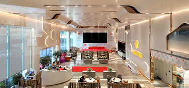 秋高氣爽，一起來銘品萬方云廳踏秋吧~『透明家裝節(jié)』火熱進行中，輕松體驗放心家裝！