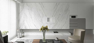 客廳陽(yáng)臺(tái)怎么裝修？客廳陽(yáng)臺(tái)裝修技巧！