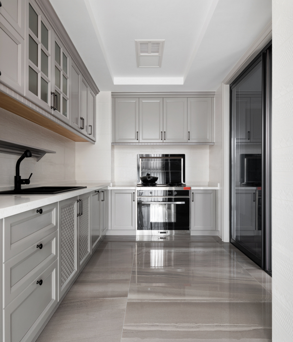 輕奢風(fēng)格廚房裝修效果圖實例