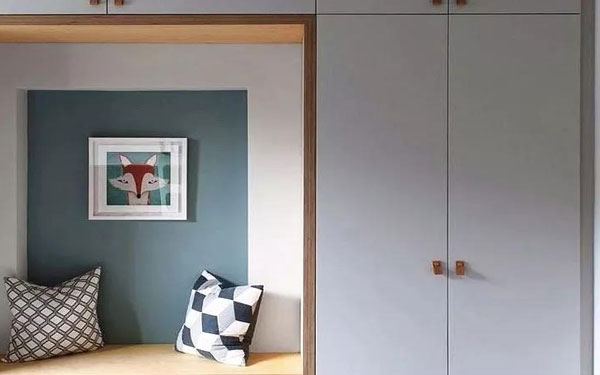 杭州現(xiàn)代簡(jiǎn)約入門玄關(guān)柜裝修怎么設(shè)計(jì)？