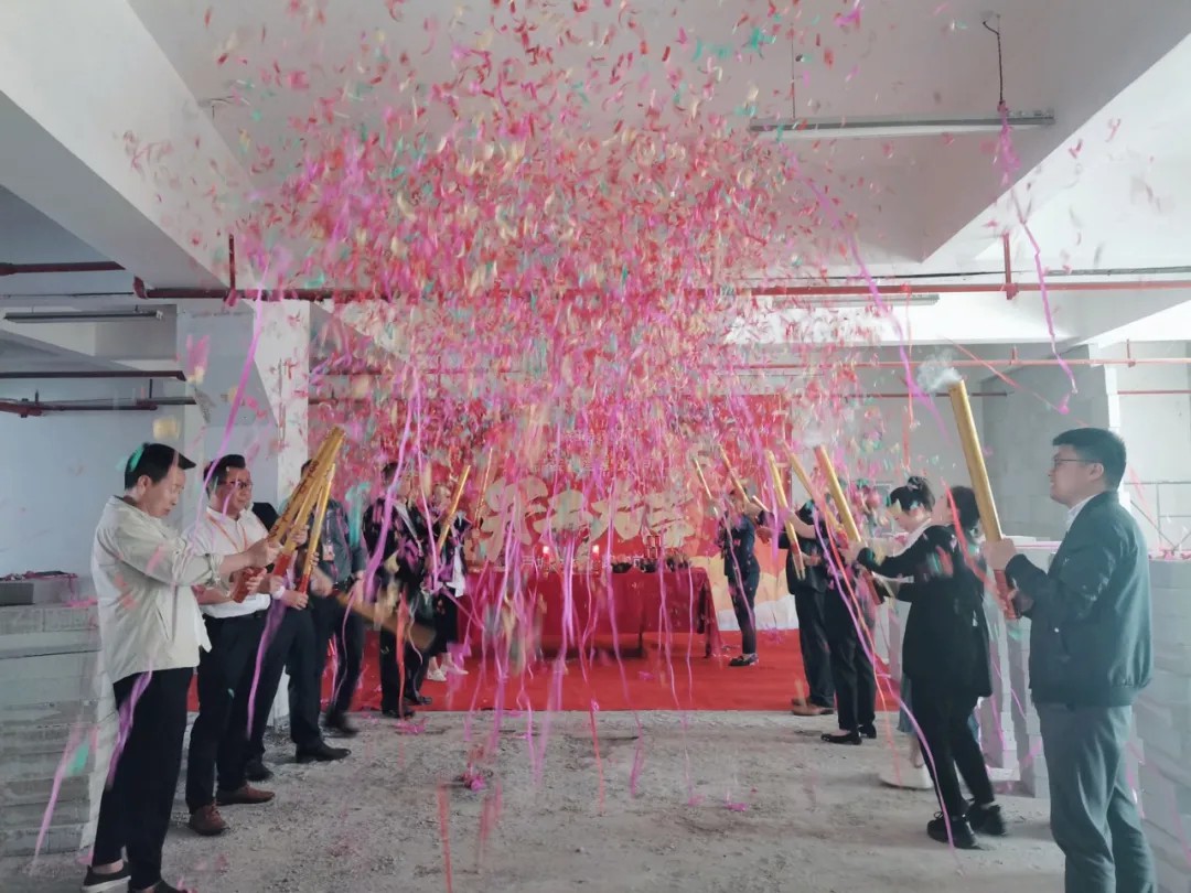 杭州裝修公司銘品裝飾再創(chuàng)新章，建德分公司開(kāi)工典禮隆重舉行