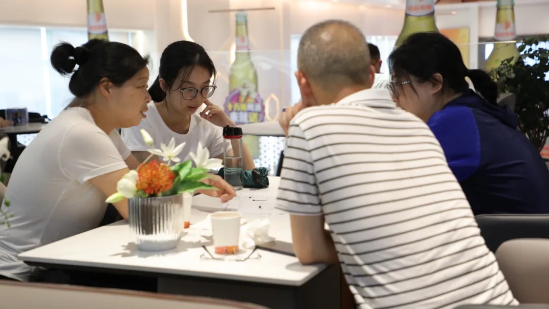 銘品設(shè)計(jì)師談客現(xiàn)場(chǎng)