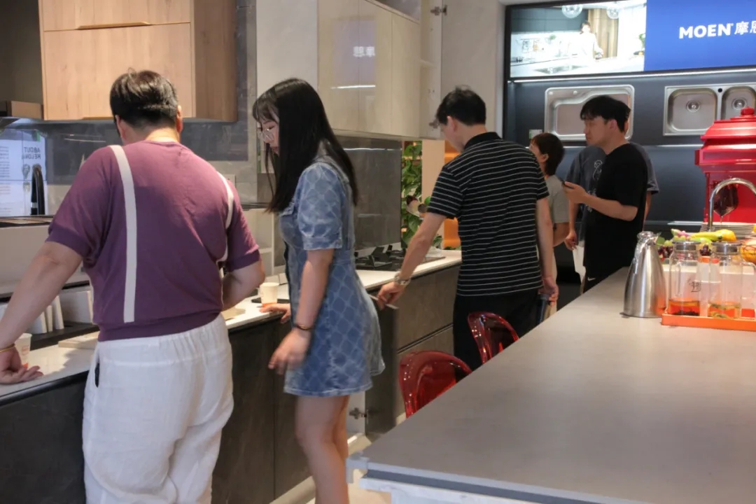 萬(wàn)方展廳啤酒節(jié)現(xiàn)場(chǎng)