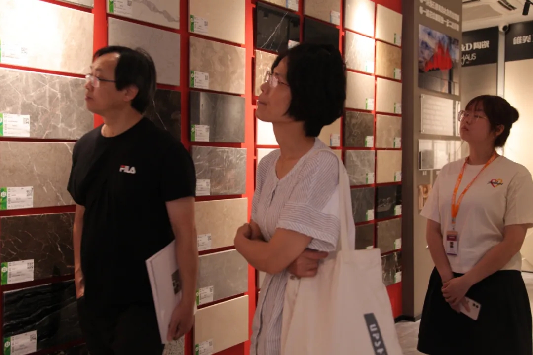 萬(wàn)方展廳啤酒節(jié)現(xiàn)場(chǎng)