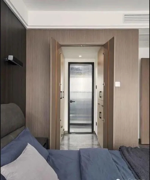 門(mén)沖床 門(mén)沖床