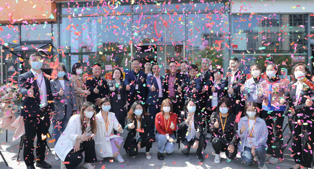 銘品裝飾城北分公司重裝開業(yè)