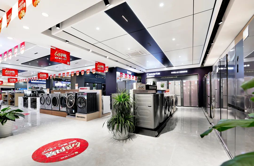 大牌齊聚 科技帶來(lái)多彩魅力